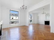 Appartement 6 pièces 215 m²