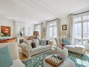 Appartement 6 pièces 231 m²