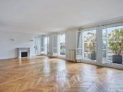 Appartement 6 pièces 231 m²