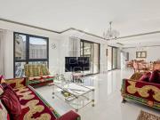 Appartement 6 pièces 232 m²