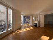 APPARTEMENT 6 PIECES RUE LONGCHAMP
