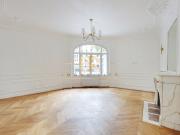Appartement 7 pièces 135 m²
