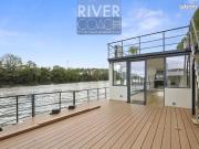 Appartement 7 pièces 150 m²