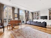 Appartement 7 pièces 196 m²