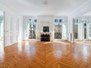 Appartement 7 pièces 197 m²