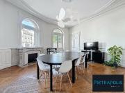 Appartement 7 pièces 204 m²