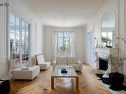 Appartement 7 pièces 220 m²