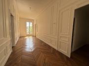 Appartement 7 pièces 220 m²