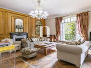 Appartement 7 pièces 246 m²
