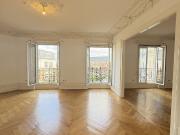 Appartement 7 pièces 246 m²