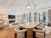 Appartement 7 pièces 255 m²