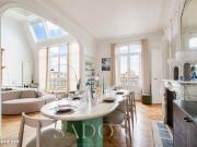 Appartement 7 pièces 293 m²