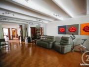 Appartement 8 pièces 217 m²