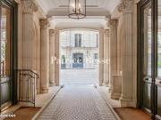 Appartement 8 pièces 227 m² Appartement 8 pièces 227 m²