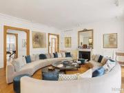 Appartement 8 pièces 271 m²