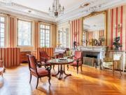 Appartement 9 pièces 271 m²