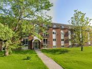 Appartement à Louer 1040 Rue Lacombe, Fleurimont...