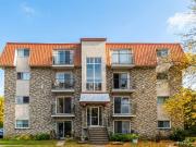 Appartement à Louer 1682 Rue de Courville, Mont Bellevue...