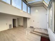 Appartement à louer 1 Pièce 40 m2 / 431 sq ft Paris 1...