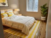 Appartement à Louer 2063 Av. Westmore Montréal H4B 1Z5,...