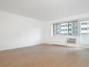 Appartement à Louer 2100 Rue Saint Marc, Anjou Montréal...