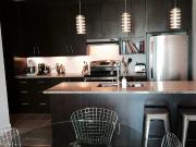 Appartement à Louer 2551 Avenue du Mont Royal Est,...