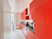 Appartement à louer 2 Pièces 46 m2 / 502 sq ft Paris 2...