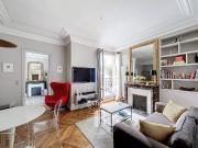 Appartement à louer 2 Pièces 47 m2 / 512 sq ft Paris 2...