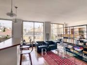 Appartement à louer 2 Pièces 56 m2 / 612 sq ft Paris 2...