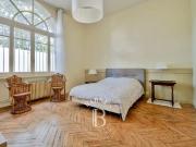 Appartement à louer 2 Pièces 68 m2 / 737 sq ft Bordeaux...