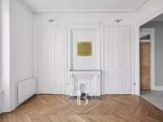 Appartement à louer 2 Pièces 74 m2 / 802 sq ft Lyon 1...