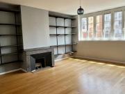 Appartement à louer 2 pièces 76 m²