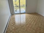 Appartement à Louer 3214 Ch Ste Foy, Québec, QC G1X 1R4,...