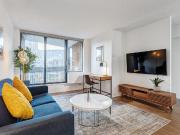 Appartement à Louer 350 Rue Prince Arthur Ouest, Anjou...