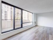 Appartement à Louer 350 Rue Prince Arthur Ouest, Anjou...