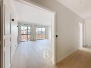 Appartement à louer 3 Pièces 102 m2 / 1101 sq ft Paris 4... Appartement à louer 3 Pièces 102 m2 / 1101 sq ft Paris 4...