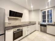 Appartement à louer 3 Pièces 97 m2 / 1045 sq ft Paris 3...