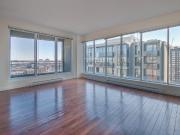 Appartement à Louer 400, Sherbrooke Ouest, Anjou...