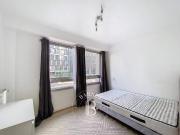 Appartement à louer 4 Pièces 80 m2 / 861 sq ft...