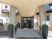 Appartement à Louer 5200 5205 5215 Riviera Blvd...