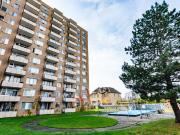 Appartement à Louer 5761 Chemin Honoré de Balzac Côte...