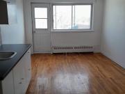Appartement à Louer 6640 Avenue Fielding, Côte des...