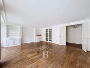 Appartement à louer 6 Pièces 154 m2 / 1666 sq ft Paris 4...