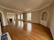 Appartement à louer 6 pièces 209.64m²
