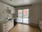 Appartement à Louer 8191 Avenue Bloomfield, Montréal 13...