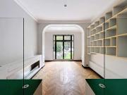 Appartement à louer 8 Pièces 223 m2 / 2400 sq ft Paris 7...