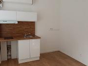 Appartement à louer à Coutances, Normandie, 400€