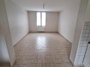 Appartement à louer à Marigny Le Lozon, Normandie, €