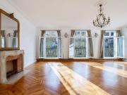 Appartement à louer à Paris 7Ème