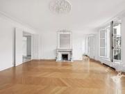 Appartement à louer à Paris 8Ème